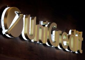 UniCredit to hold extraordinary board meeting on governance: source