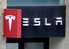 Tesla to join S&P 500 in single tranche