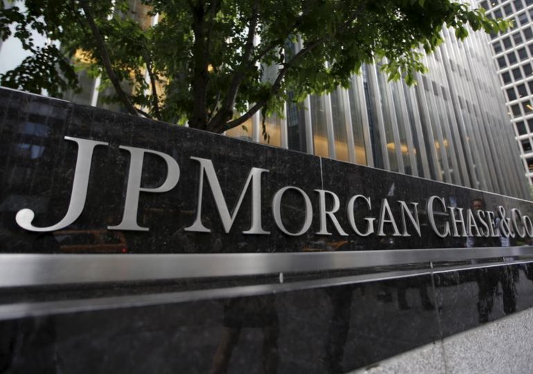 JPMorgan to buy third-party loyalty program unit of cxLoyalty