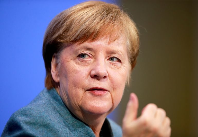Analysis: Merkel's vote of confidence in Deutsche Bank belies lender's problems