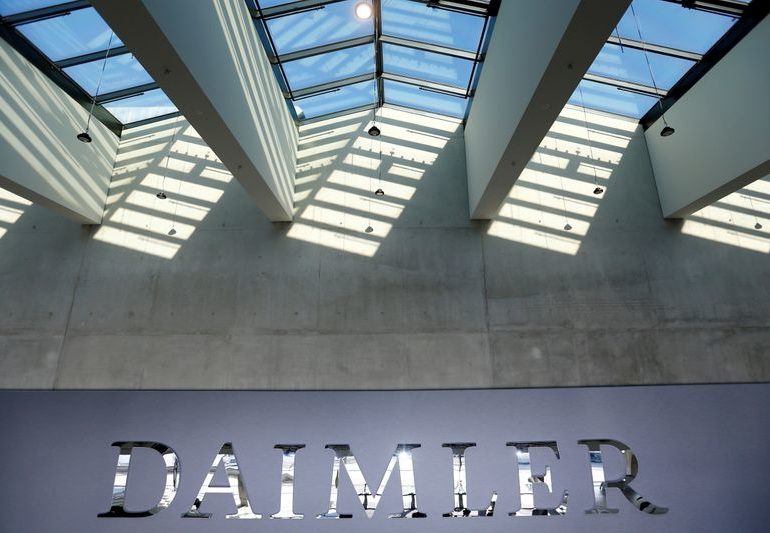 Daimler Trucks labour chief wants clean tech investments in Germany