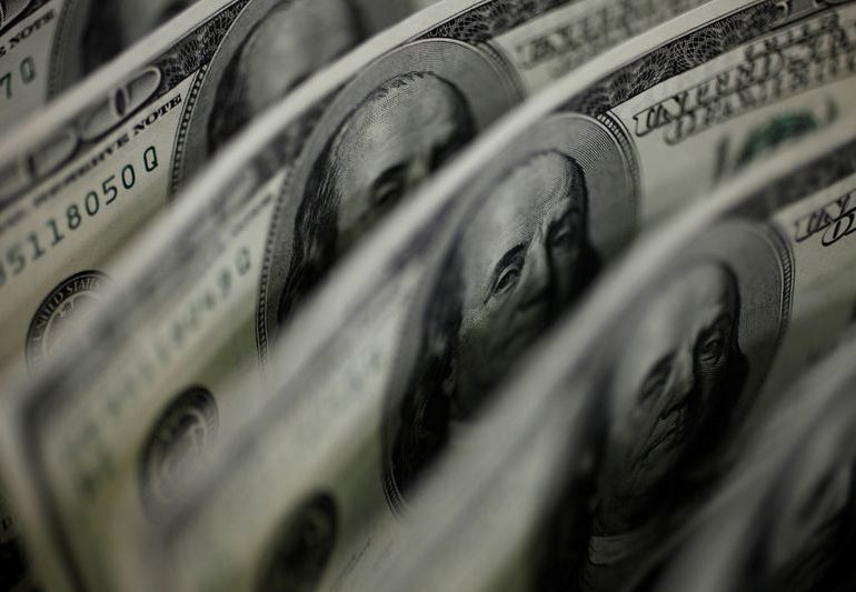 Dollar gains further as Treasury yields resume climb