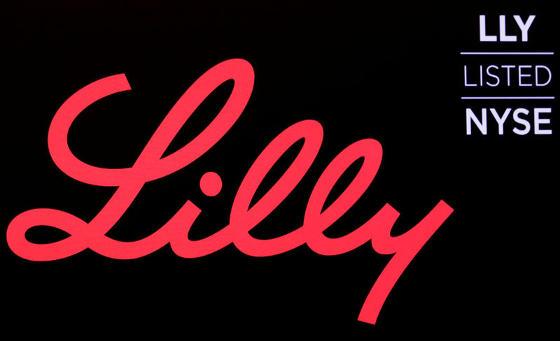Eli Lilly Soars as Alzheimer’s Therapy Gets FDA’s Breakthrough Tag