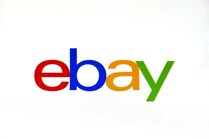 S.Korean retail firms Lotte and Shinsegae bid for eBay Korea