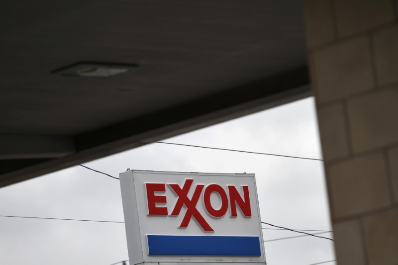 Exclusive: Exodus of veteran crude oil traders from Exxon continues - sources