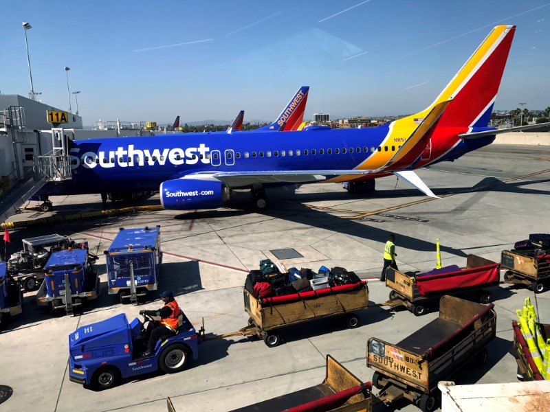 Southwest Airlines resumes flights delayed by weather data glitch