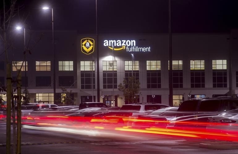 Amazon urges end to New York lawsuit over COVID-19 standards at warehouses By Reuters
