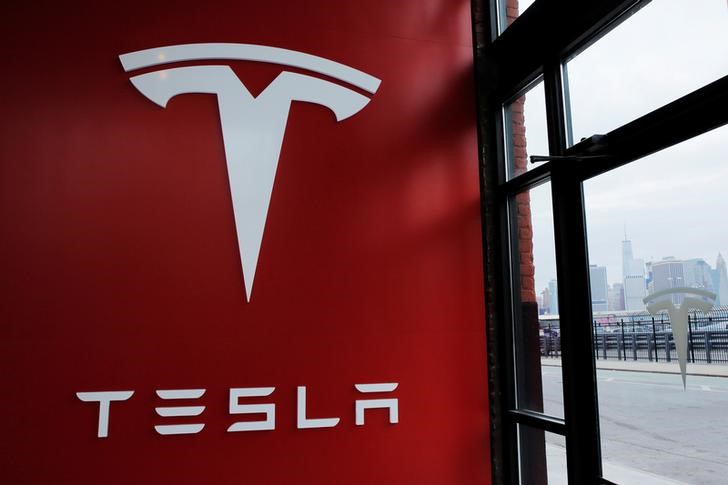 Who controls Tesla? By Reuters