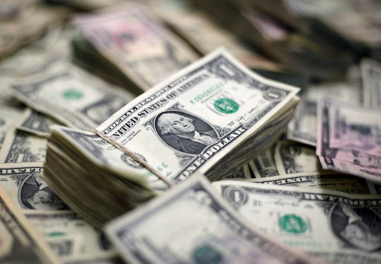 Dollar Drifts Higher; Next Week's Fed Meeting Looms Large By Investing.com