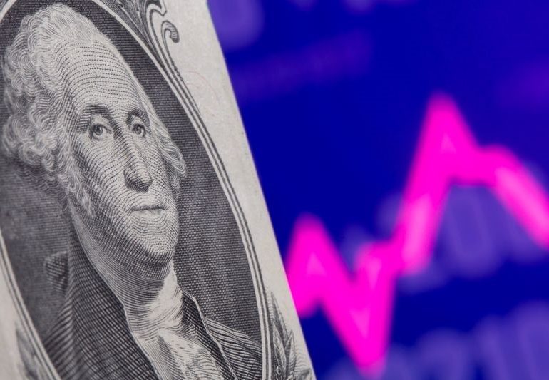 Dollar Strengthens Ahead of Inflation Data, Fed Meeting By Investing.com