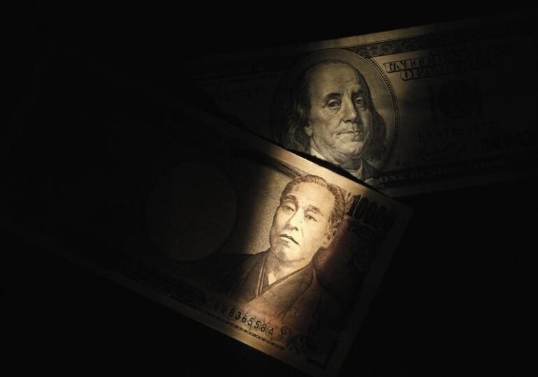 Dollar Weakens Against Yen on New Virus Fears; Rand Hit Hard By Investing.com
