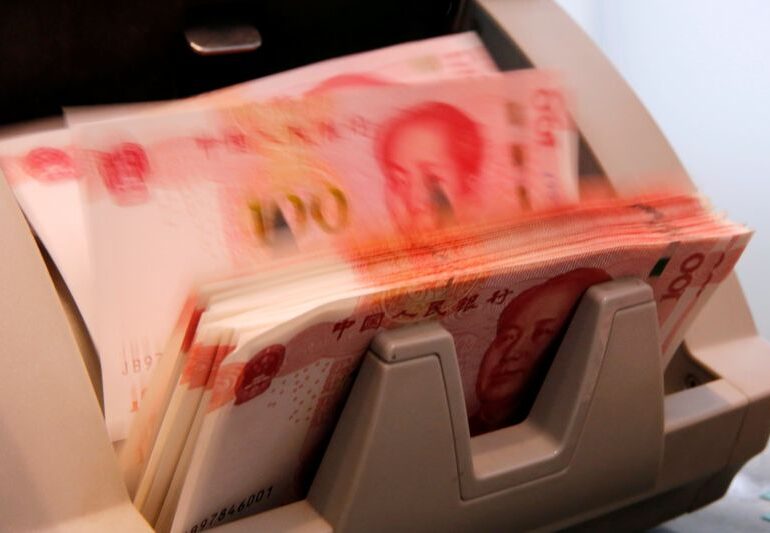 Yuan Advances to Record Versus Peers Before New Year Holiday By Bloomberg
