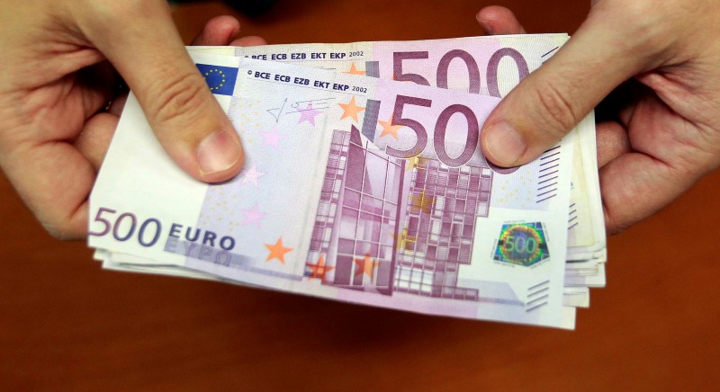 Euro Racks in Gains Against Dollar as ECB Liffoff Expectations Gather Pace By Investing.com
